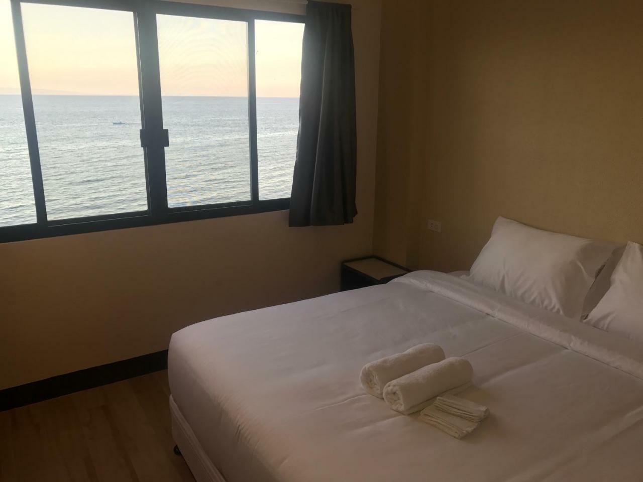 Babylon Oslob Coast Guesthouse Экстерьер фото